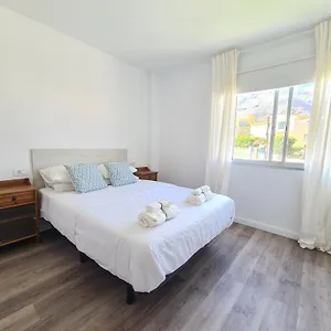 https://apt-maresia.adeje-hotels.com